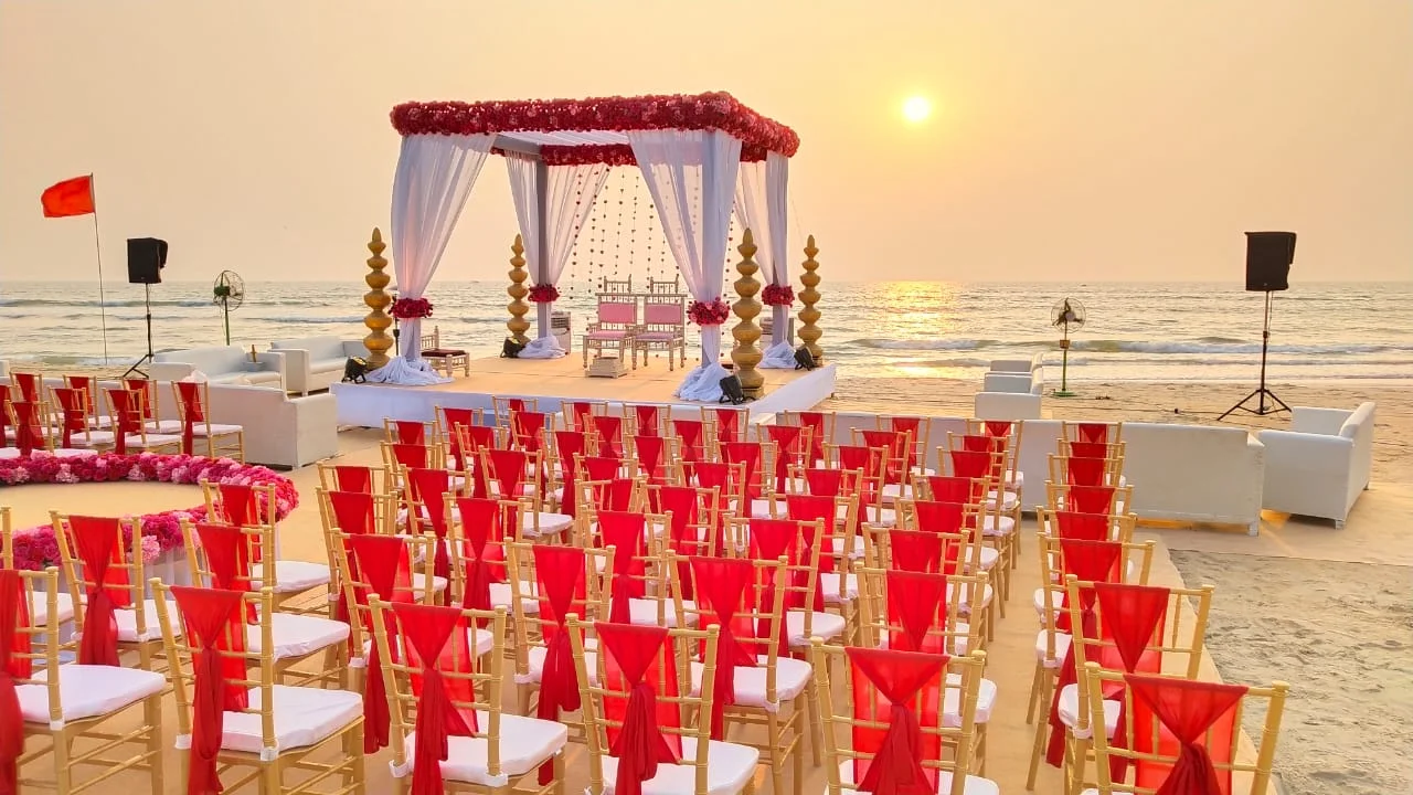 Themed Decor